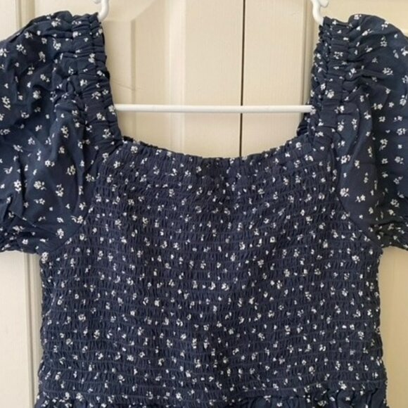 Teen/Girls Floral Smocked Dress - Picture 3 of 6